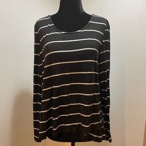 Black and White Striped Long Sleeve Tee
